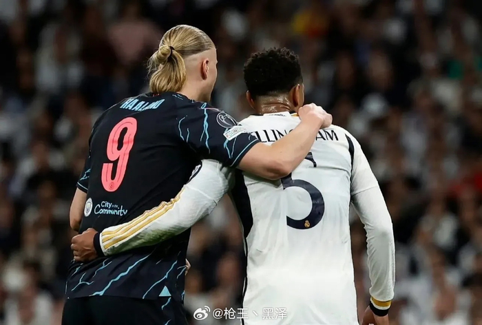 官方和三个媒体平台评选的2025中超最佳球员、教练、阵容对比（2025中超官方与三大媒体评选对比：最佳球员、教练与阵容）