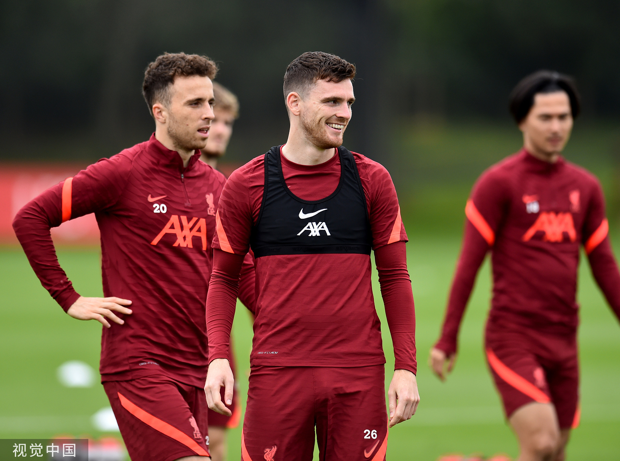 欧联4场不败！贝蒂斯2-0里昂 安东尼精彩挑射破门+近10场6球2助（欧联四战不败！贝蒂斯2-0击败里昂，安东尼挑射破门，近10场斩6球送2助）