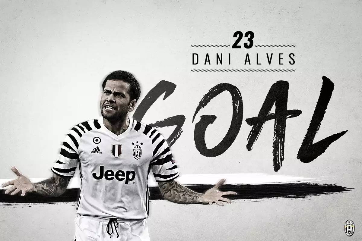 李玮锋：联赛中轴都是外援造成国足没人，这两年踢球孩子多了（李玮锋：联赛中轴被外援占据致国足无人可用，近两年踢球孩子增多）