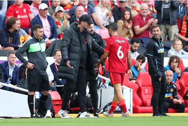 成立仅半年！梅西和苏亚雷斯投资的球队升入乌拉圭丙级联赛（半岁新队！梅西与苏亚雷斯投资俱乐部晋级乌拉圭丙级）