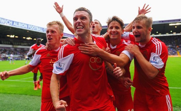 回顾林加德首尔生涯：大英帝星多面人生，32岁仍期待涅槃（林加德首尔岁月回望：昔日英伦新星多面人生，32岁仍盼重生）