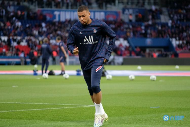 WNBA赛季赛程公布，各队积极备战（WNBA新赛季赛程出炉，各队加紧备战）