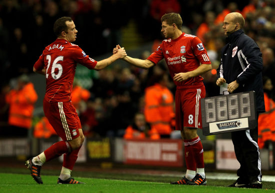 阿诺德：我对受伤感到非常沮丧，皇马球迷们2026年见（阿诺德坦言伤病令他沮丧：皇马球迷，2026年再会）