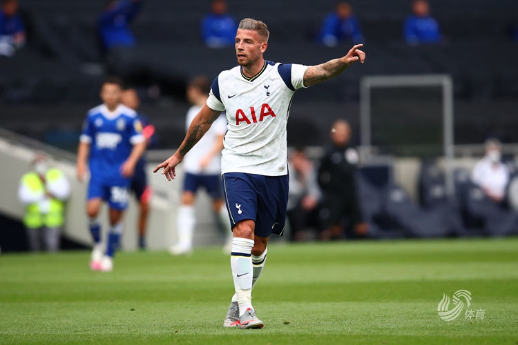 体坛：中足联应成为亚冠保卫战的参与者，联赛政策要给予支持（体坛：中足联应投身亚冠保卫战，联赛政策需予以支持）