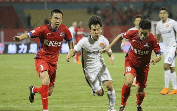 利雅得胜利2-1逆转费哈，C罗双响+补时第14分钟点射绝杀