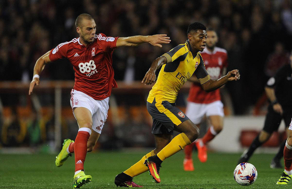 延续状态！基昂特·乔治三分7中4轰29分10助（状态正佳！基昂特·乔治三分7投4中砍下29分10助攻）