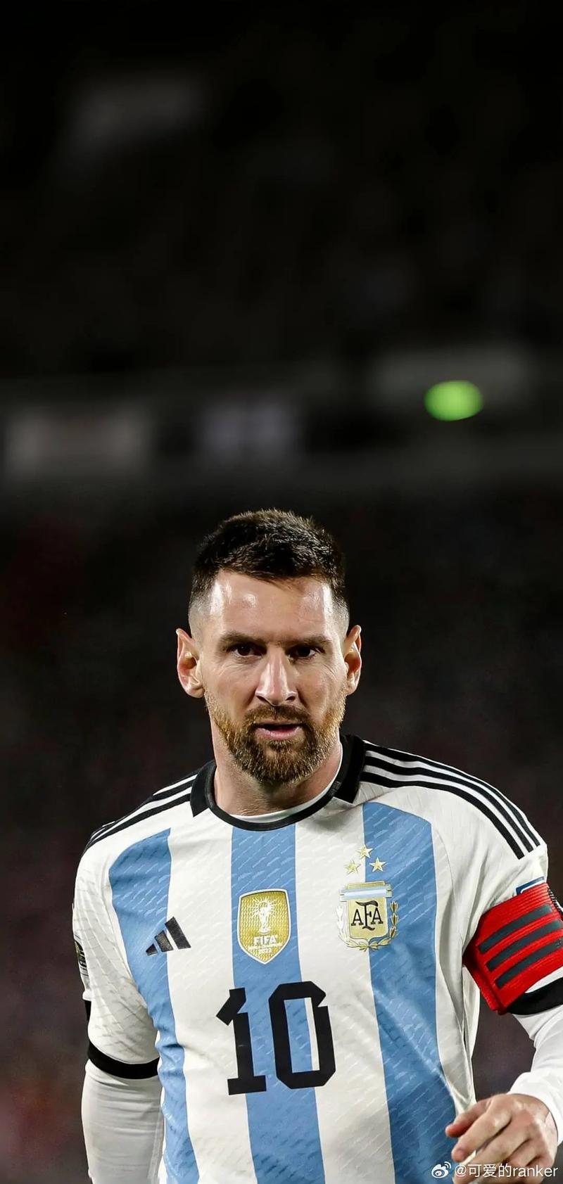 球队取胜后送亚泰降级，海牛球迷在退场时高喊“亚泰降级啦”（海牛赢球送亚泰降级，球迷退场齐喊“亚泰降级啦”）